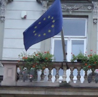 018-EU flag